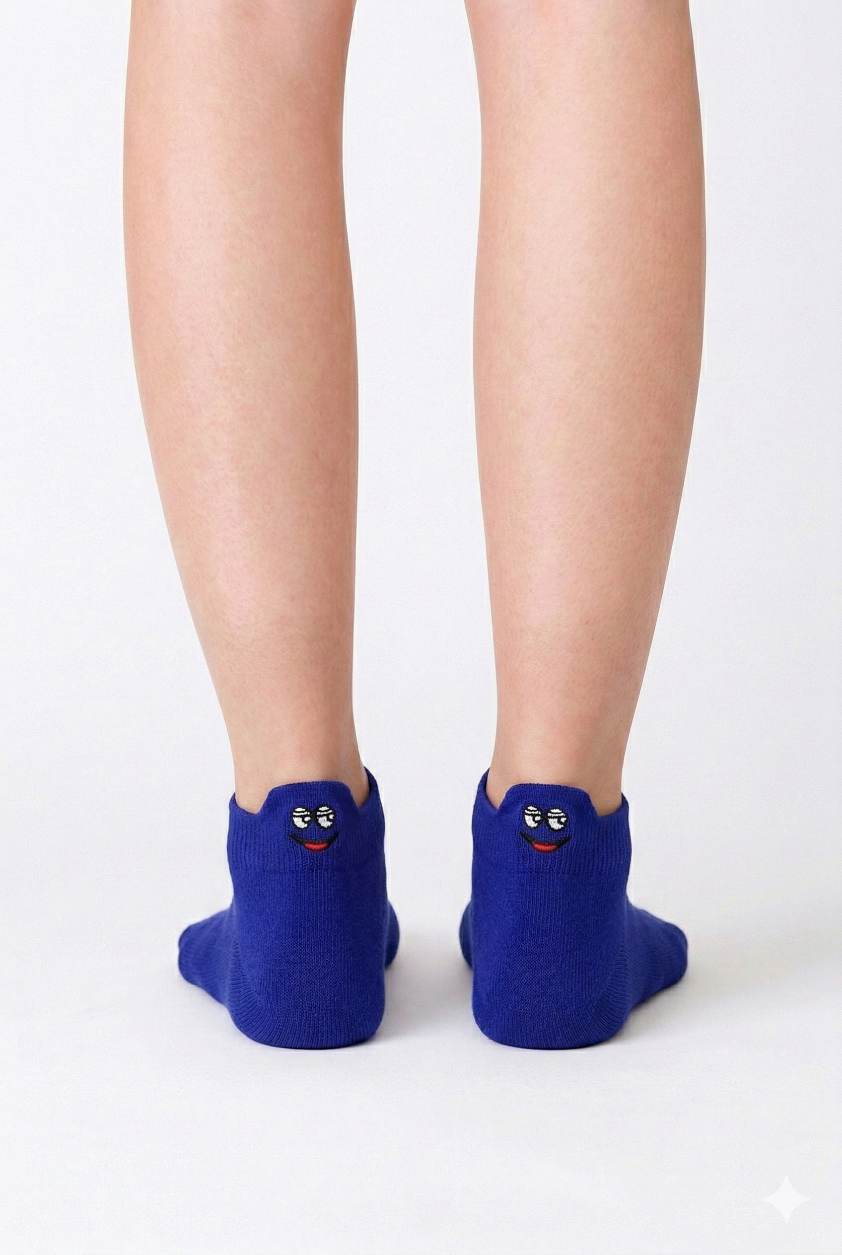 Short Blue Smily Bold